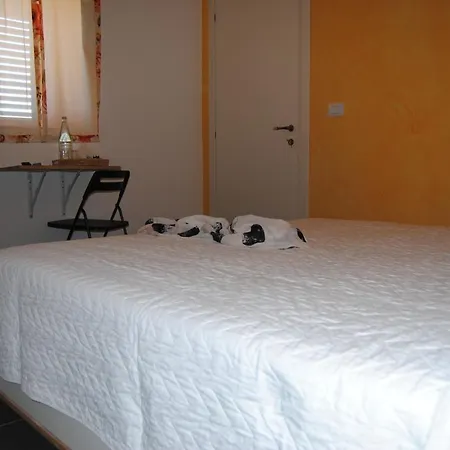 Bed and Breakfast Casale Clemente Beb